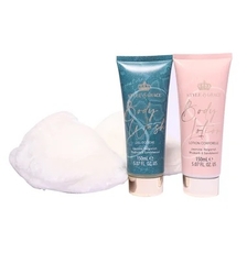 Style & Grace Signature Slipper Set - 150ml Body Wash, 150ml Body Lotion 150ml, Fluffy Slippers